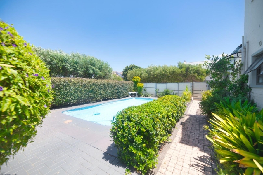 5 Bedroom Property for Sale in Vermont Western Cape